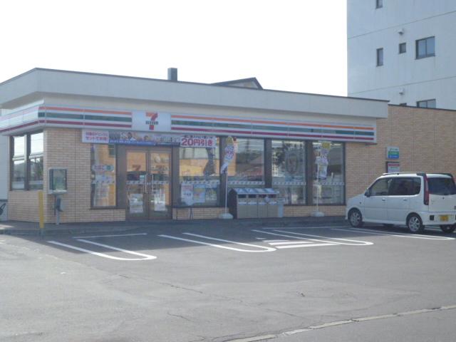Convenience store. Seven-Eleven Kitami Tokiwa store up (convenience store) 375m