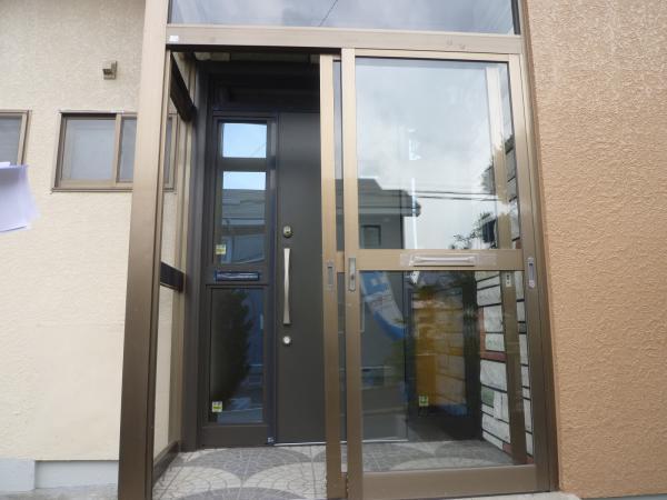 Entrance. It was exchanged at the entrance door of the thermal insulation. 