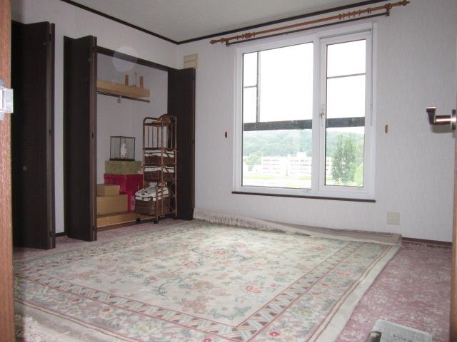 Non-living room. Indoor (July 2013) Shooting