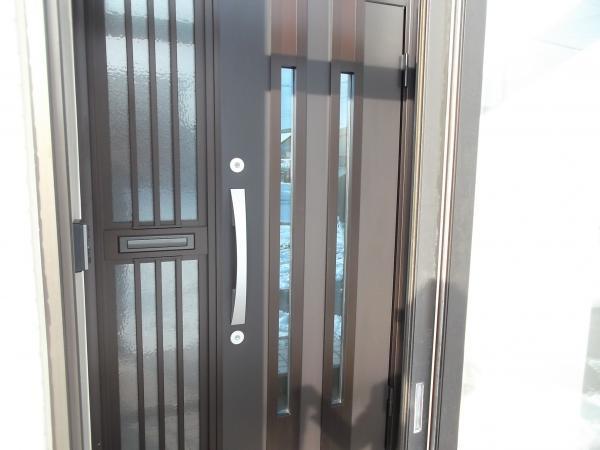 Entrance. Entrance exchange in heat insulation door