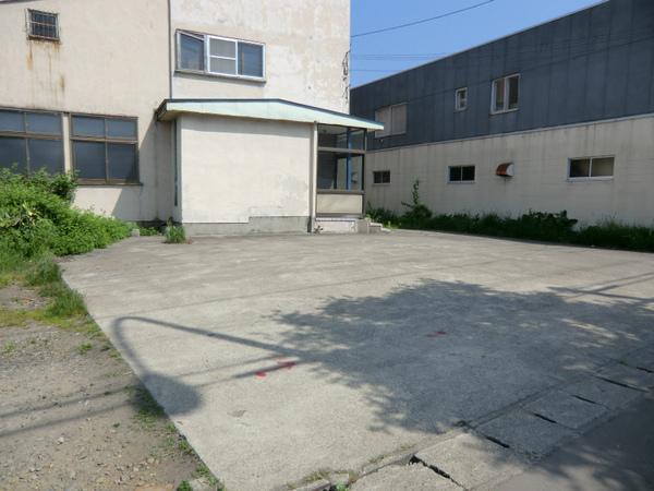Local photos, including front road