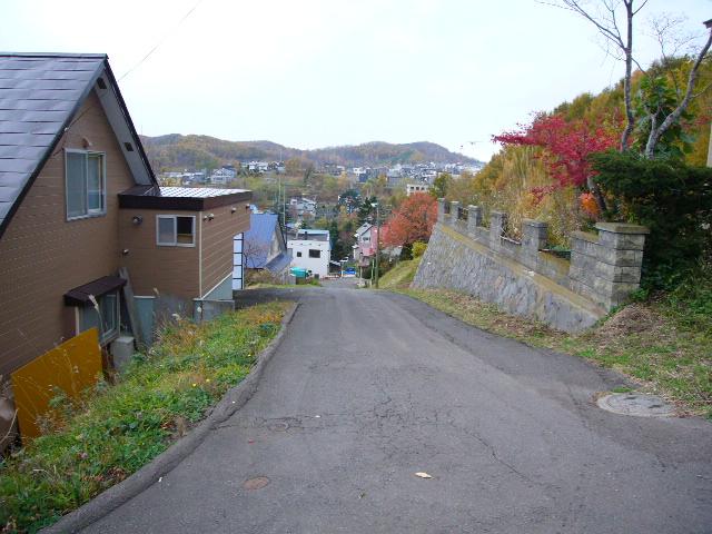 Local photos, including front road. South road photo