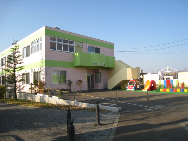 kindergarten ・ Nursery. Atsubetsu Moegi nursery school (kindergarten ・ 733m to the nursery)