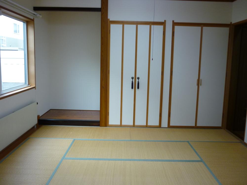 Non-living room. 8 quires of Japanese-style room is a space calm