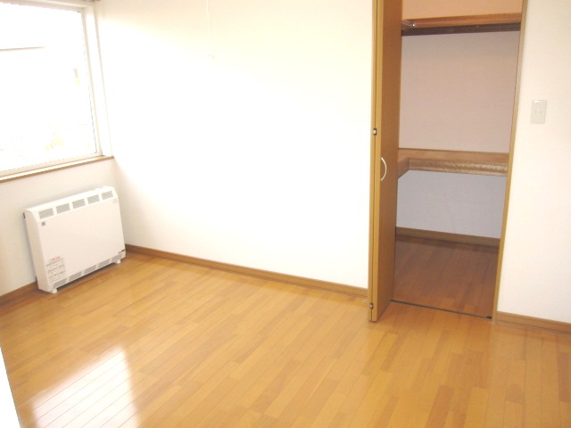Other room space. Photo is the same type