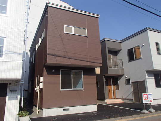 Local appearance photo