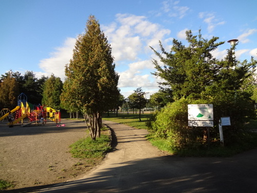 Other.  [Surrounding facilities] Atsubetsu Central Park (450m)