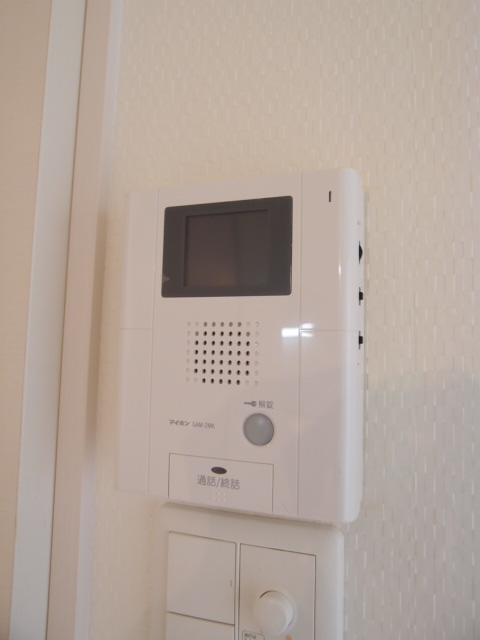 Security. Since it is with a TV monitor phone can check visitors at a glance safety! 