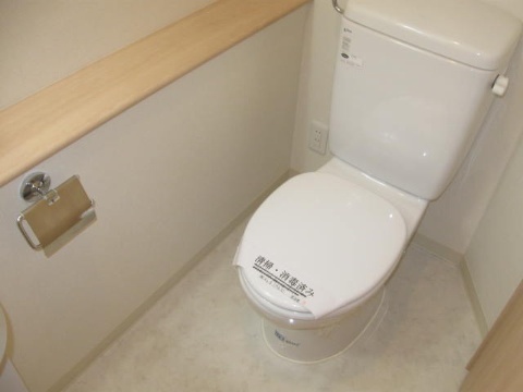 Toilet.  ☆ It is a convenient toilet if there is a shelf ☆ 
