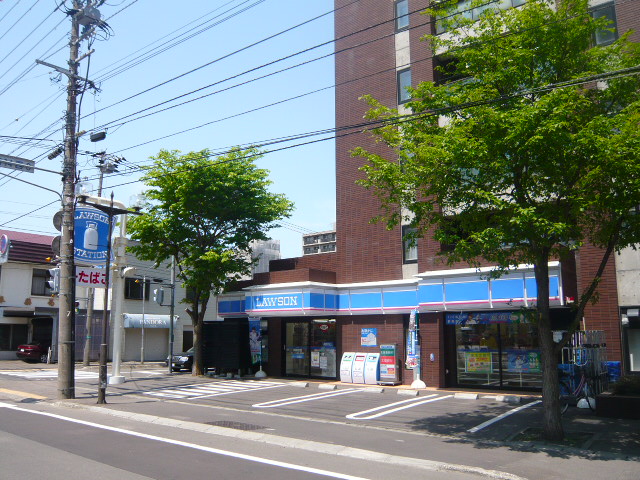 Convenience store. Lawson Sapporominami Article 14 west shop until (convenience store) 302m