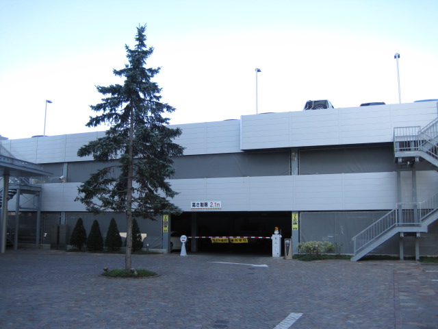 Parking lot. Parking outdoor ・ There are indoor! 