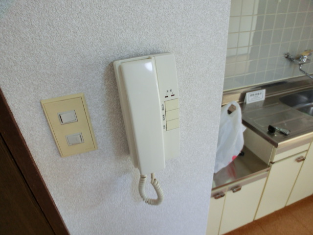 Other Equipment.  ☆ It is the intercom of crime prevention measures ☆ 