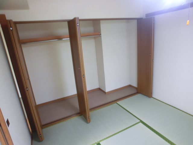 Other room space.  ☆ It is a Japanese-style room storage ☆ 