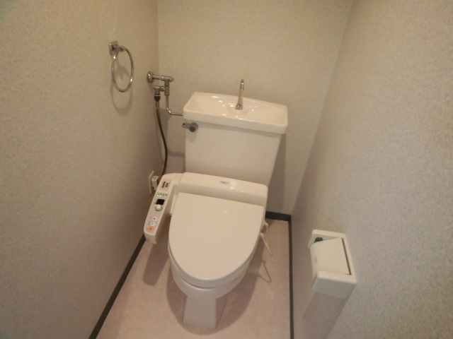 Toilet.  ☆ Toilet with hot water cleaning toilet seat ☆ 