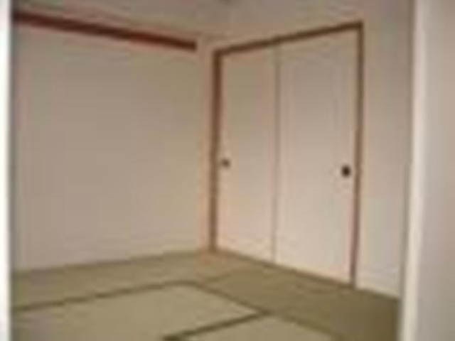 Other room space. Japanese-style room is also excellent storage capacity if there is a closet ☆ 