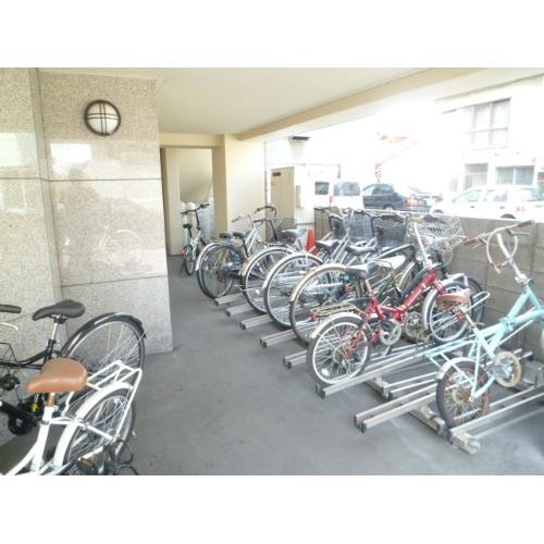 Other common areas. It also is equipped with bicycle parking! 