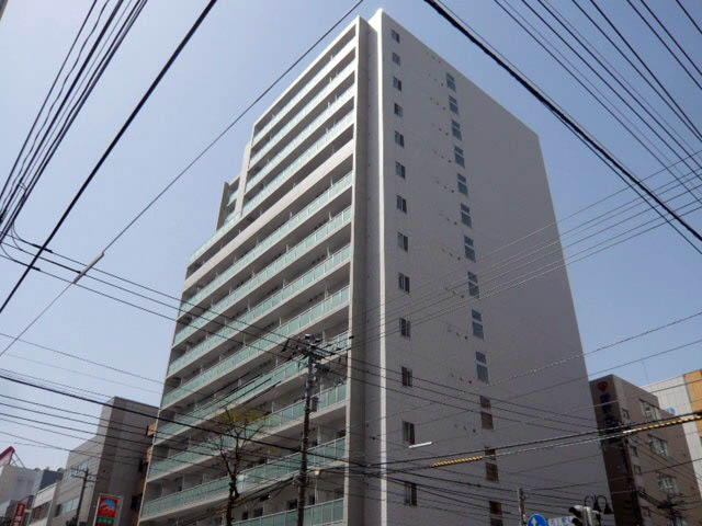 Building appearance. High-rise apartment in Sapporo city center