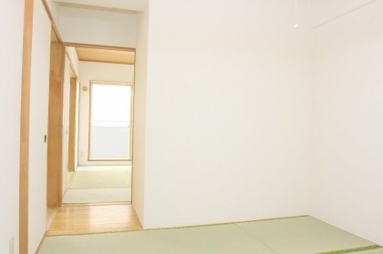 Other room space. It is a popular 3LDK in the city center ☆ This location condition is rare