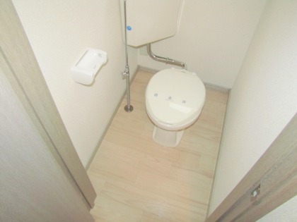 Toilet. System is 1LDK of the kitchen with a charming rent