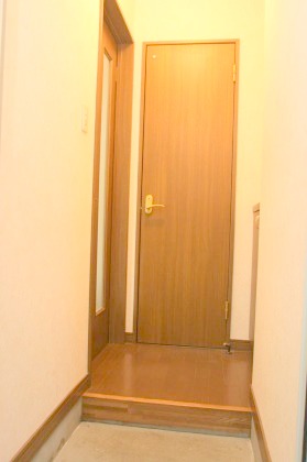 Entrance. This your rent in Pledge LDK15 attractive ☆ Second unit Parking also can be secured