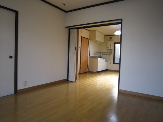 Other room space.  ☆ living ・ Western-style cross ・ Flooring Zhang Kawasumi ☆ 