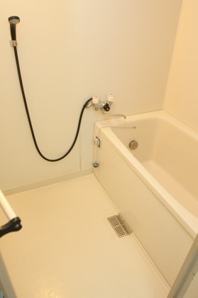 Bath. ~ Sapporo's largest listing amount ~ Looking for room to big center shops! 