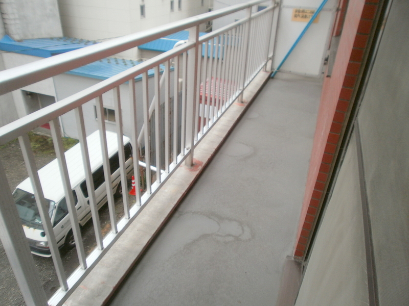 Balcony. Wash products will be fun