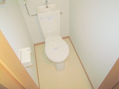 Toilet. Deposit ・ key money ・ Free double 0 yen listing in 2003 Built in beauty room