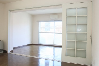 Living and room.  ☆ Japanese-style changes in Western-style ☆  ※ It is a photograph of another in Room. 