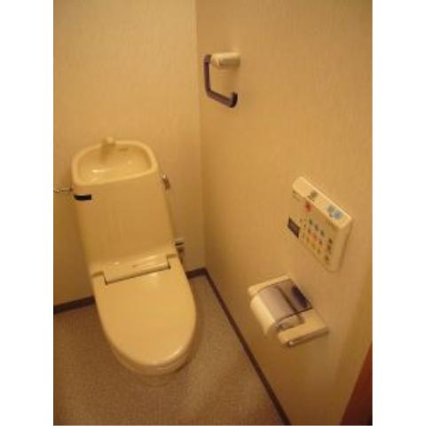 Toilet. Washlet year I can live comfortably are equipped! 