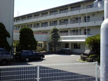 Primary school. 500m to Sapporo City Central Elementary School (elementary school)
