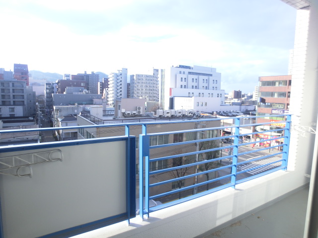 View. I've seen right there in Maruyama Park Station. 