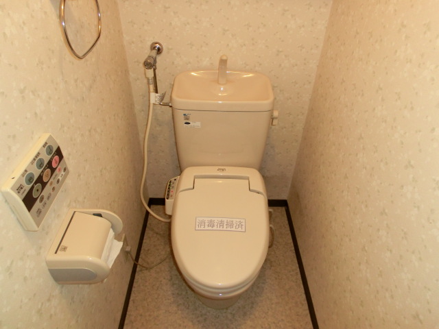 Toilet.  ※ Same apartment separate room interior photo ※ 