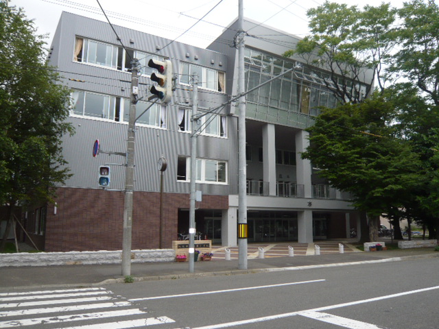 Primary school. 775m to Sapporo Municipal Mulberry Elementary School (elementary school)