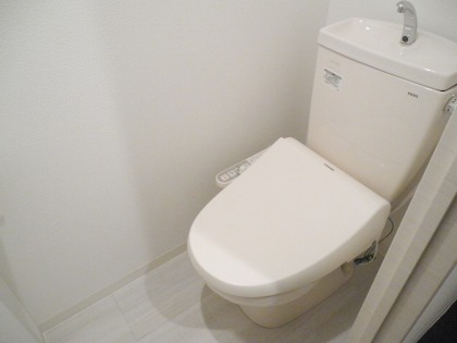 Toilet.  ☆ Warm water washing toilet seat ☆ 