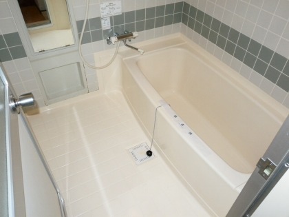 Bath. 1 square meters bathroom We offer. 