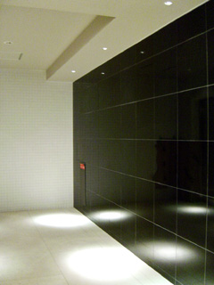 Entrance. Entrance there is a simple and dignified in black ☆ 