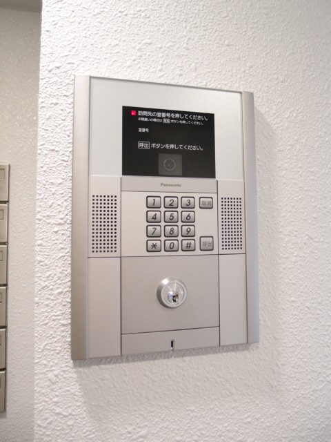 Building appearance. Security aspects in the auto-lock equipped with the peace of mind ・ It is safe! 