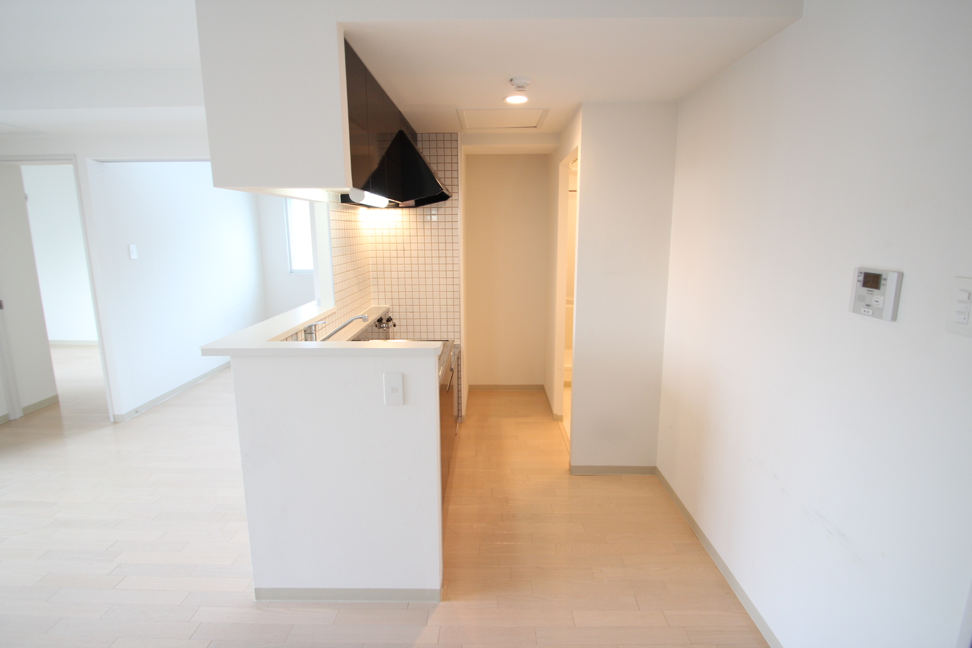 Other room space. Face-to-face kitchen ☆ 