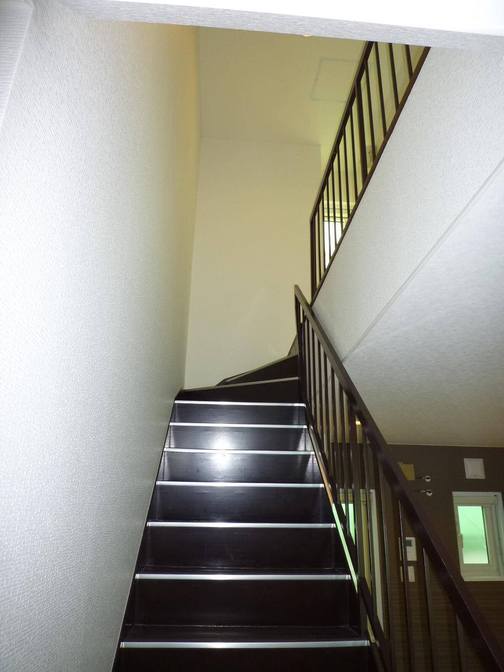 Other introspection. Indoor (stairs)
