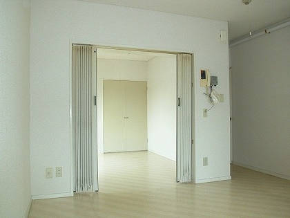 Living and room. ~ Sapporo's largest listing amount ~ Looking for room to big center shops! 