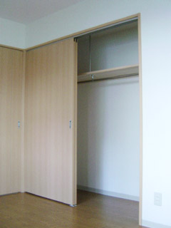 Other room space. With storage, Closet also wide ☆ 