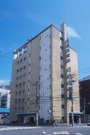 Building appearance. You can move in the initial cost 70,000 yen! Already the room renovation