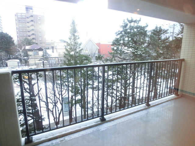 Balcony. I can not wait for spring. It is a south-facing balcony ☆ 