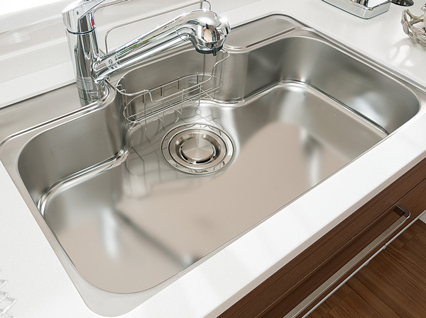 Kitchen.  [Quiet sink] Ya sound water falls on sink, Adopt a silent sink to reduce noise, such as warping sound of "Bokon" when flushed with hot water. It does not interfere with the TV sound, Has achieved a quiet kitchen (same specifications)