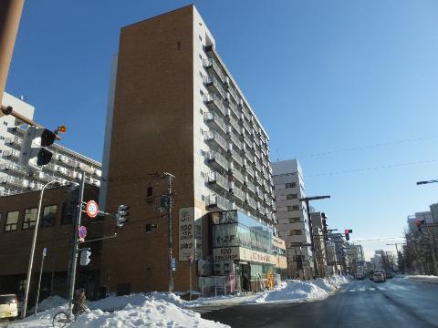 Other. Sapporo City Chuo Ward Community Center Library until the (other) 667m