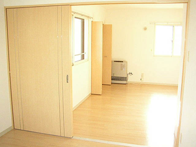 Other room space. Bishitsu