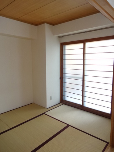 Entrance. Japanese style room