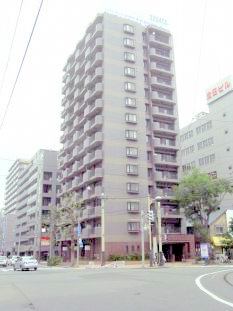 Building appearance. Susukino Station 4-minute walk of the good location