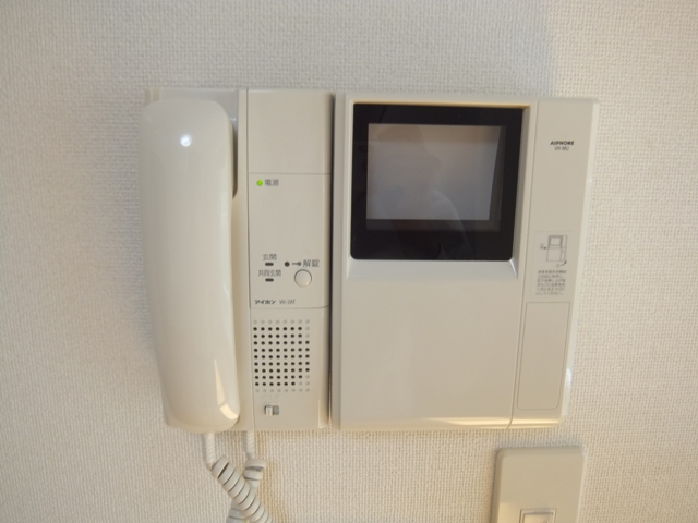 Other Equipment. Crime prevention in TV intercom ◎